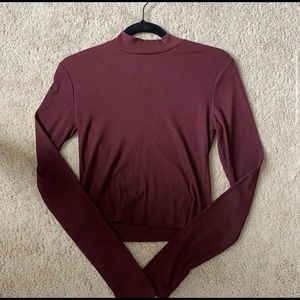 Long sleeve crop top